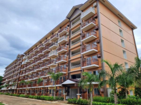 Studio deluxe with Balcony, Swimming pool and gym in Puerto Princesa, Palawan